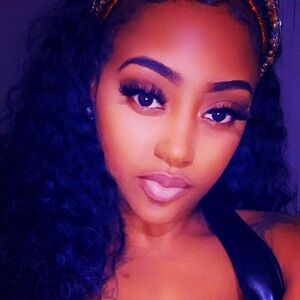 Meet your Posher, Ciara